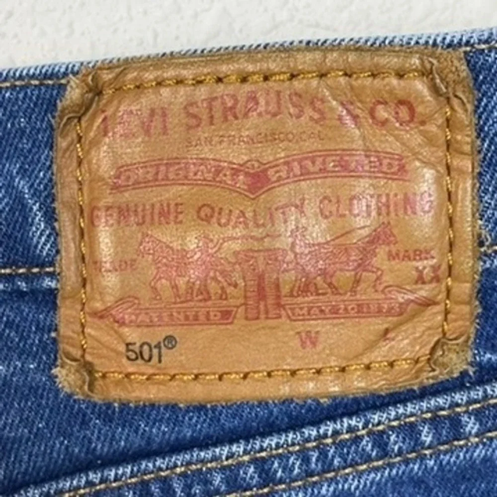 Levi Strauss & Co. classic fit